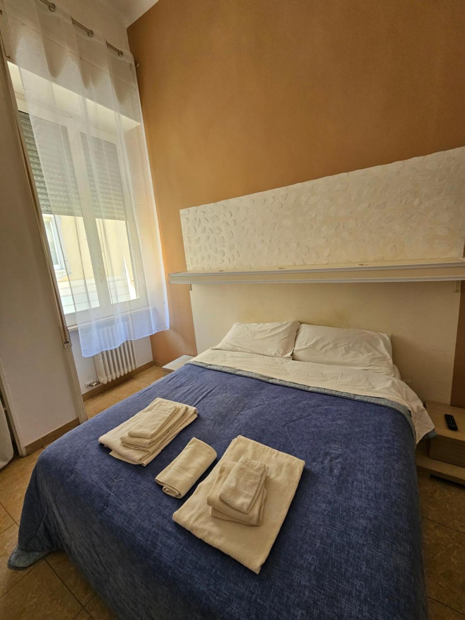 Harmony Central Lecce Bagian luar foto