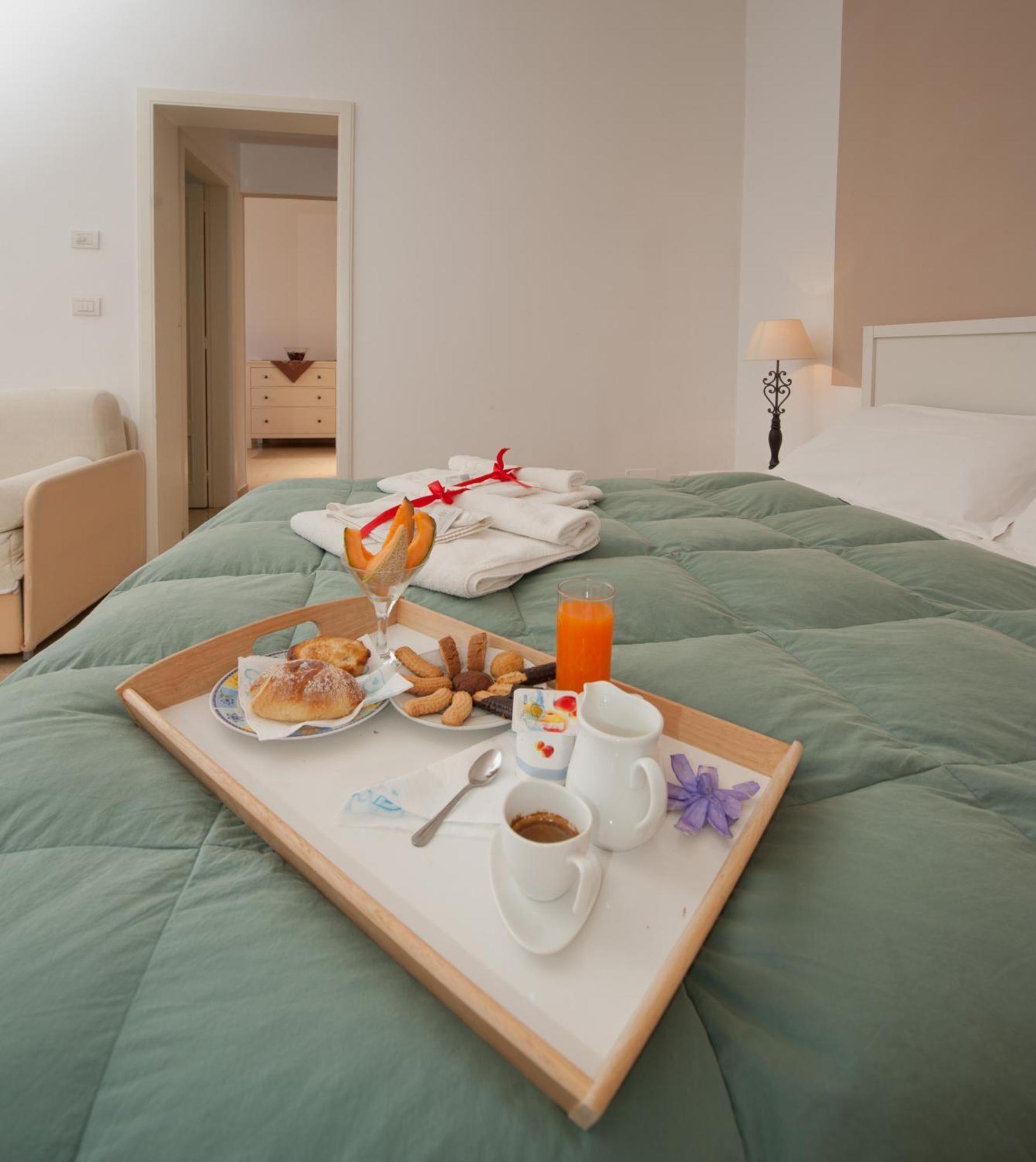 Harmony Central Lecce Bagian luar foto