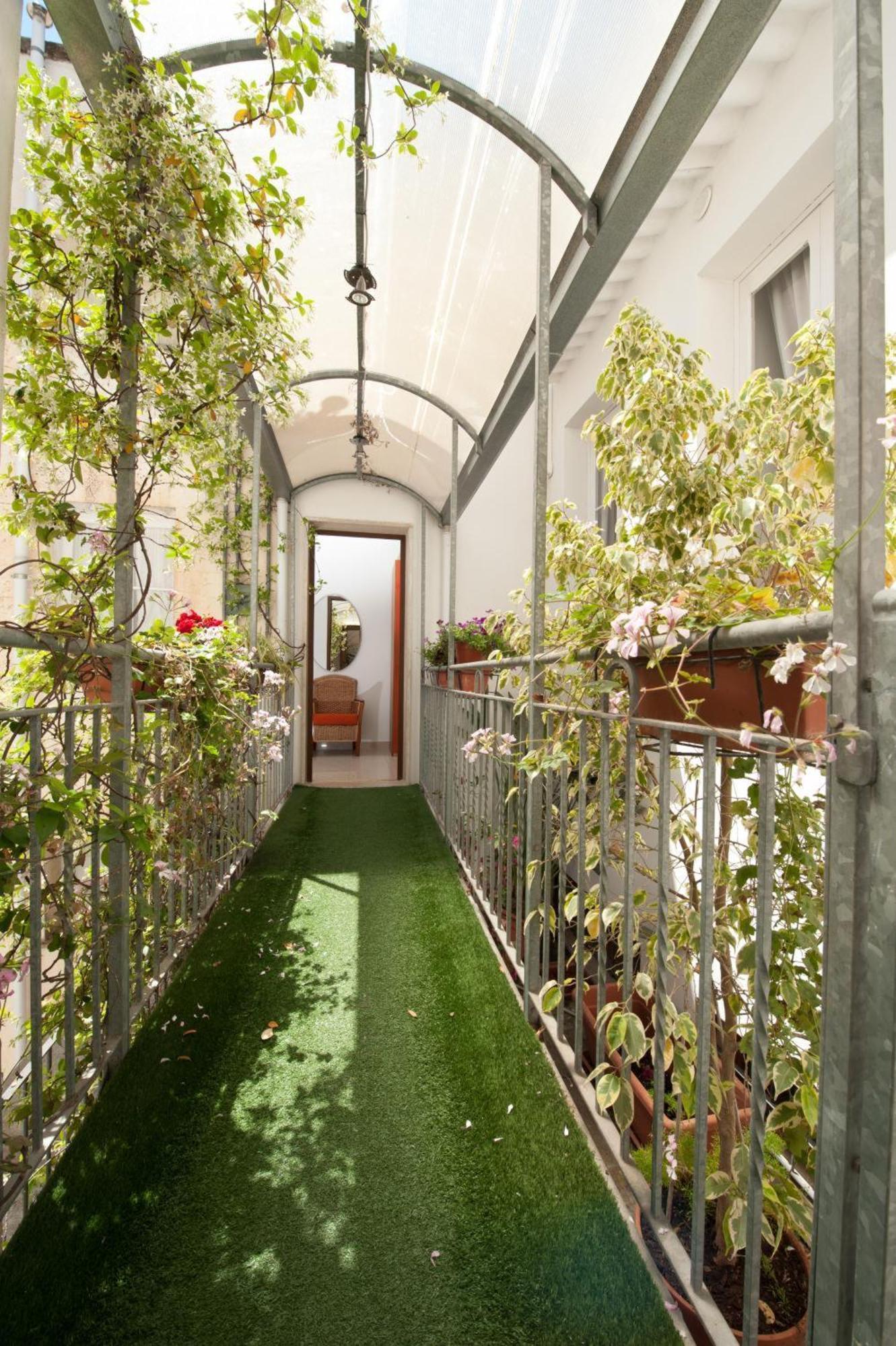 Harmony Central Lecce Bagian luar foto