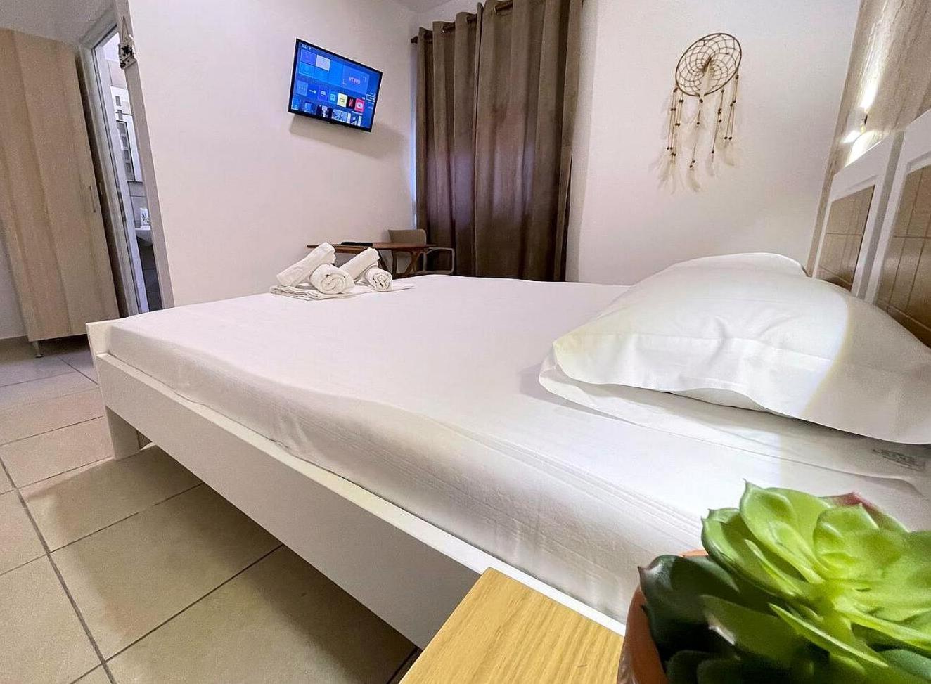 Harmony Central Lecce Bagian luar foto